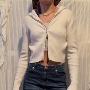 Brandy Melville Cream Cropped Hoodie